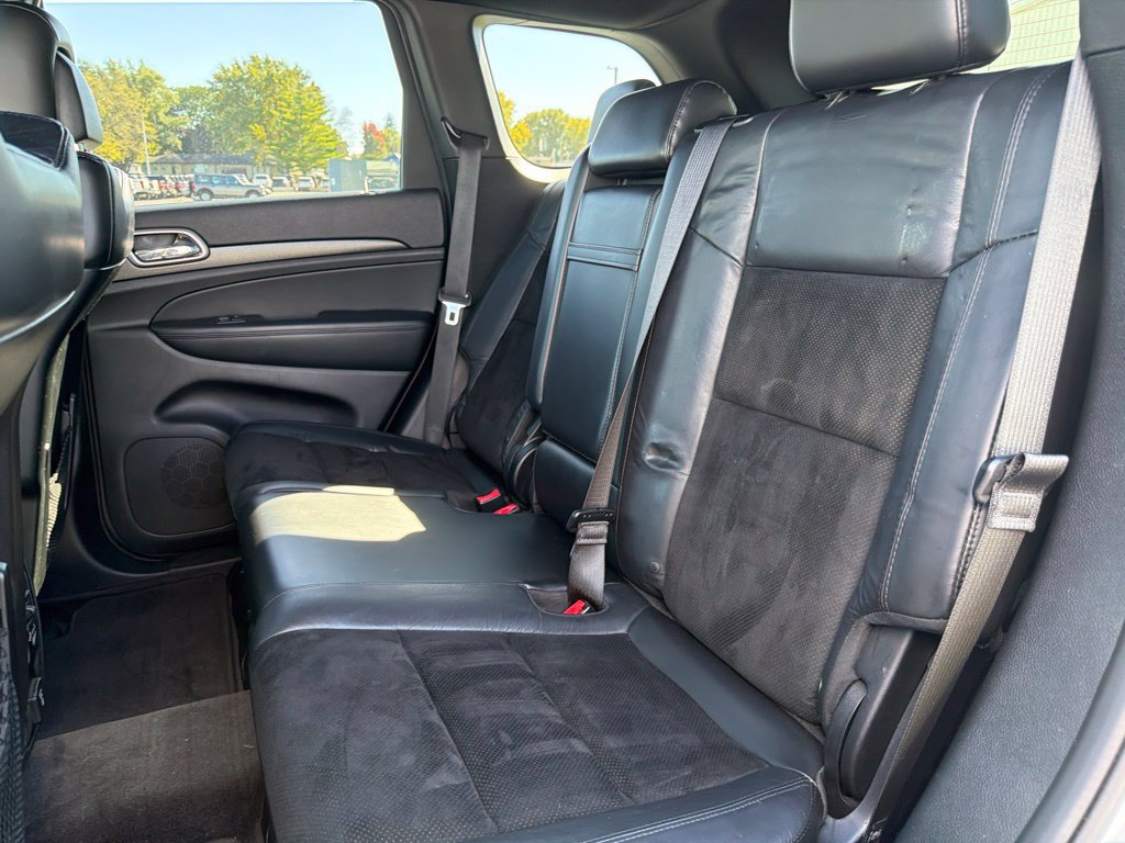 Used 2018 Jeep Grand Cherokee Altitude AWD/4WD image 15