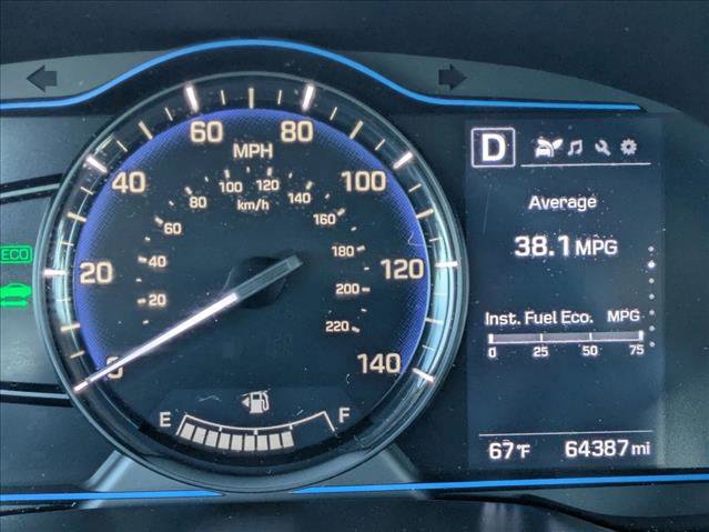 Used 2018 Hyundai Ioniq Plug-In Hybrid image 11