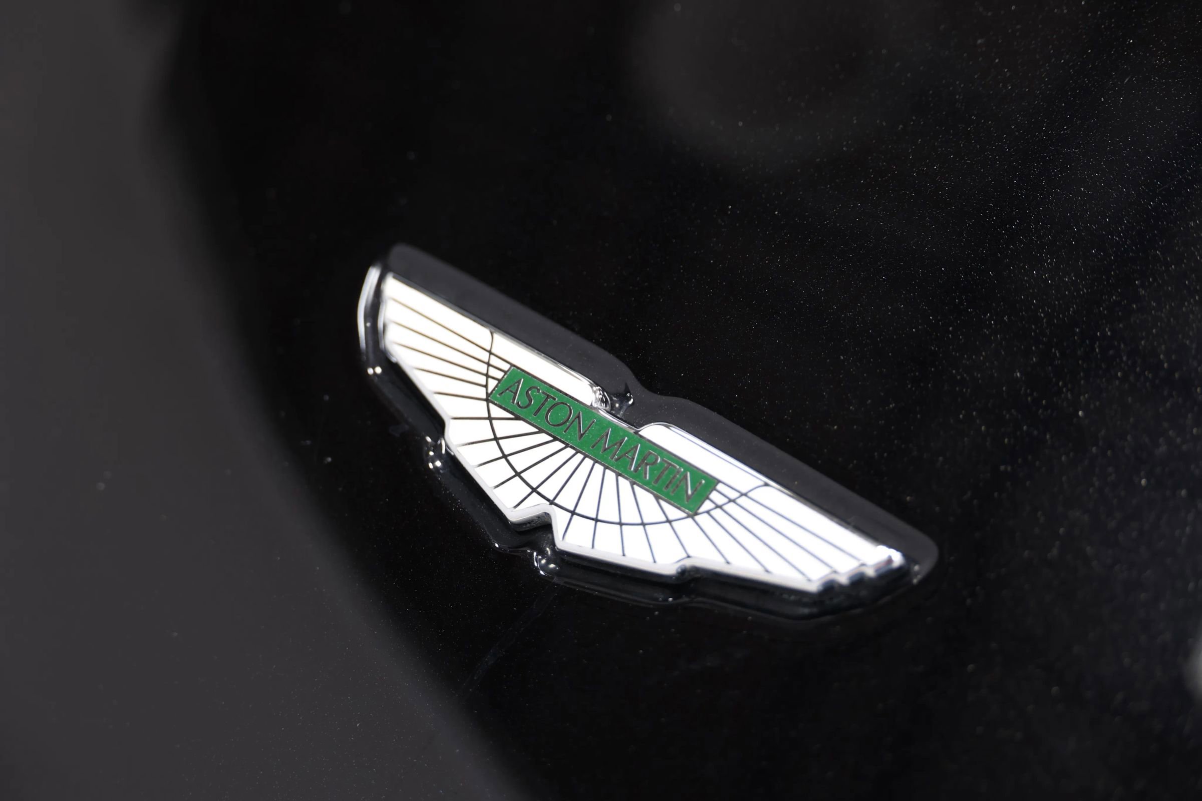 Used 2012 Aston Martin V8 Vantage Roadster image 82