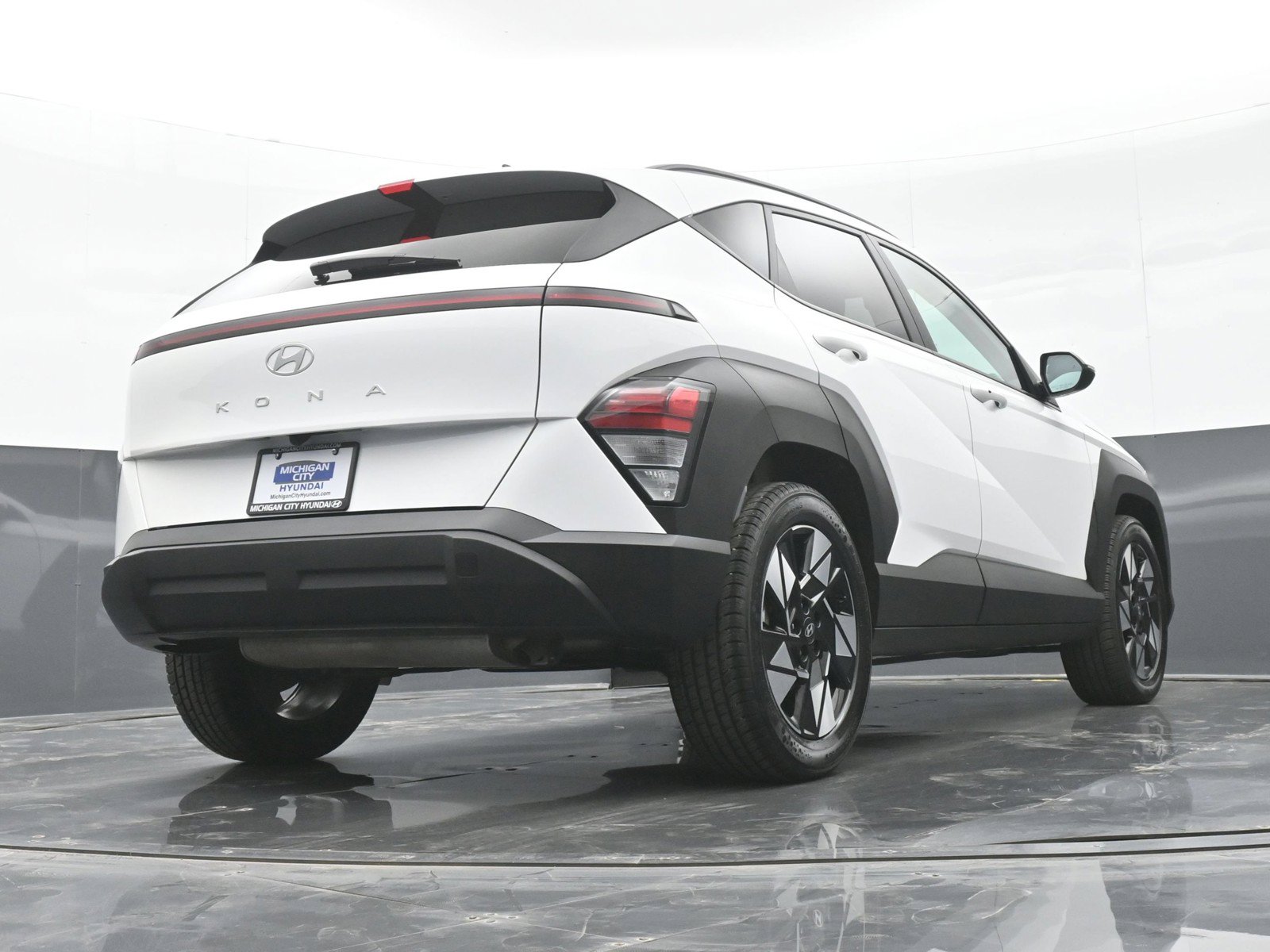 Certified 2024 Hyundai Kona SEL FWD image 39