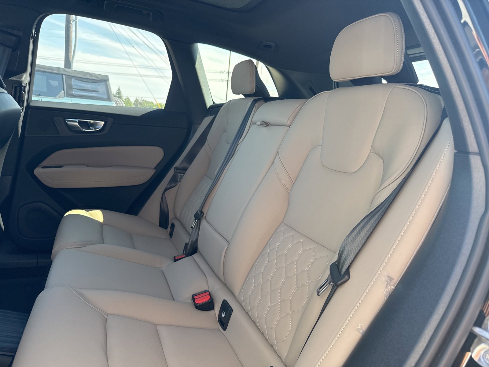 New 2026 Volvo XC60 T8 Plus w/ Protection Package Premier image 11