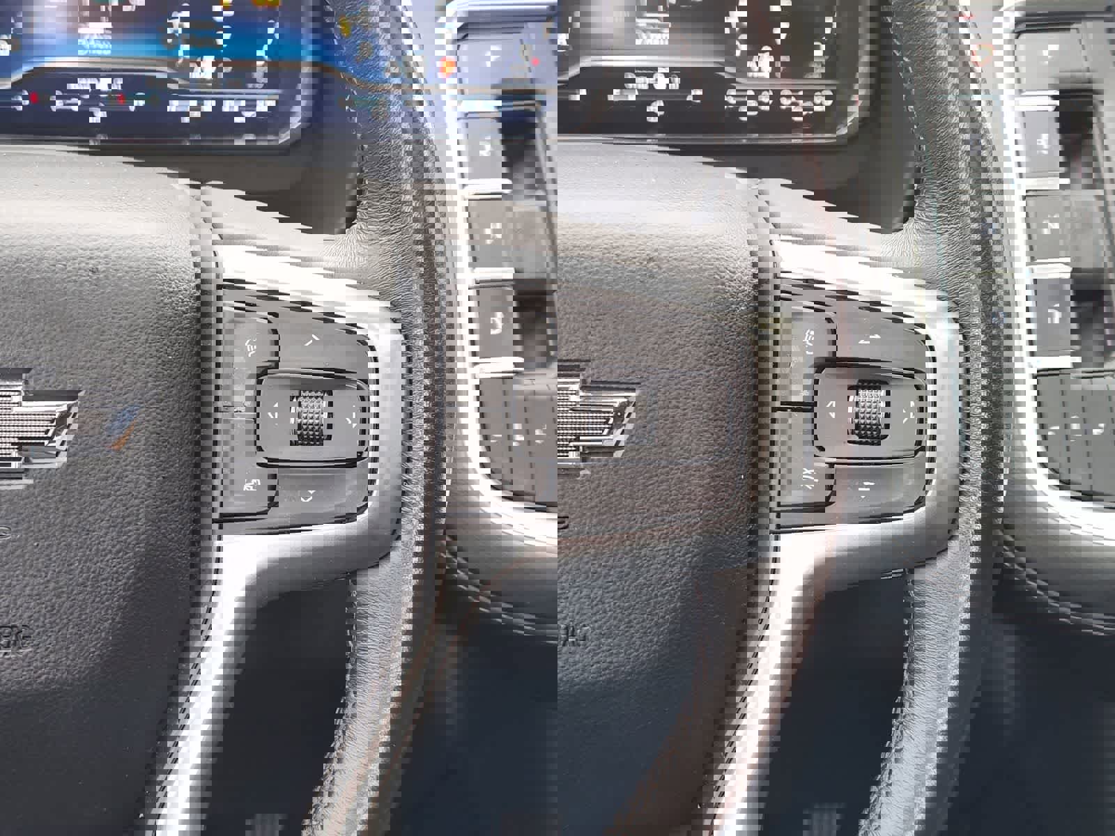 Used 2022 Chevrolet Tahoe Z71 w/ Luxury Package image 28