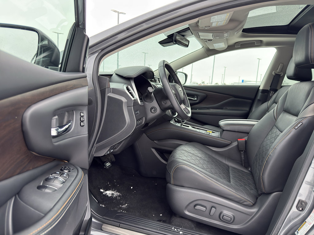 Certified 2024 Nissan Murano Platinum w/ Cargo Package image 11