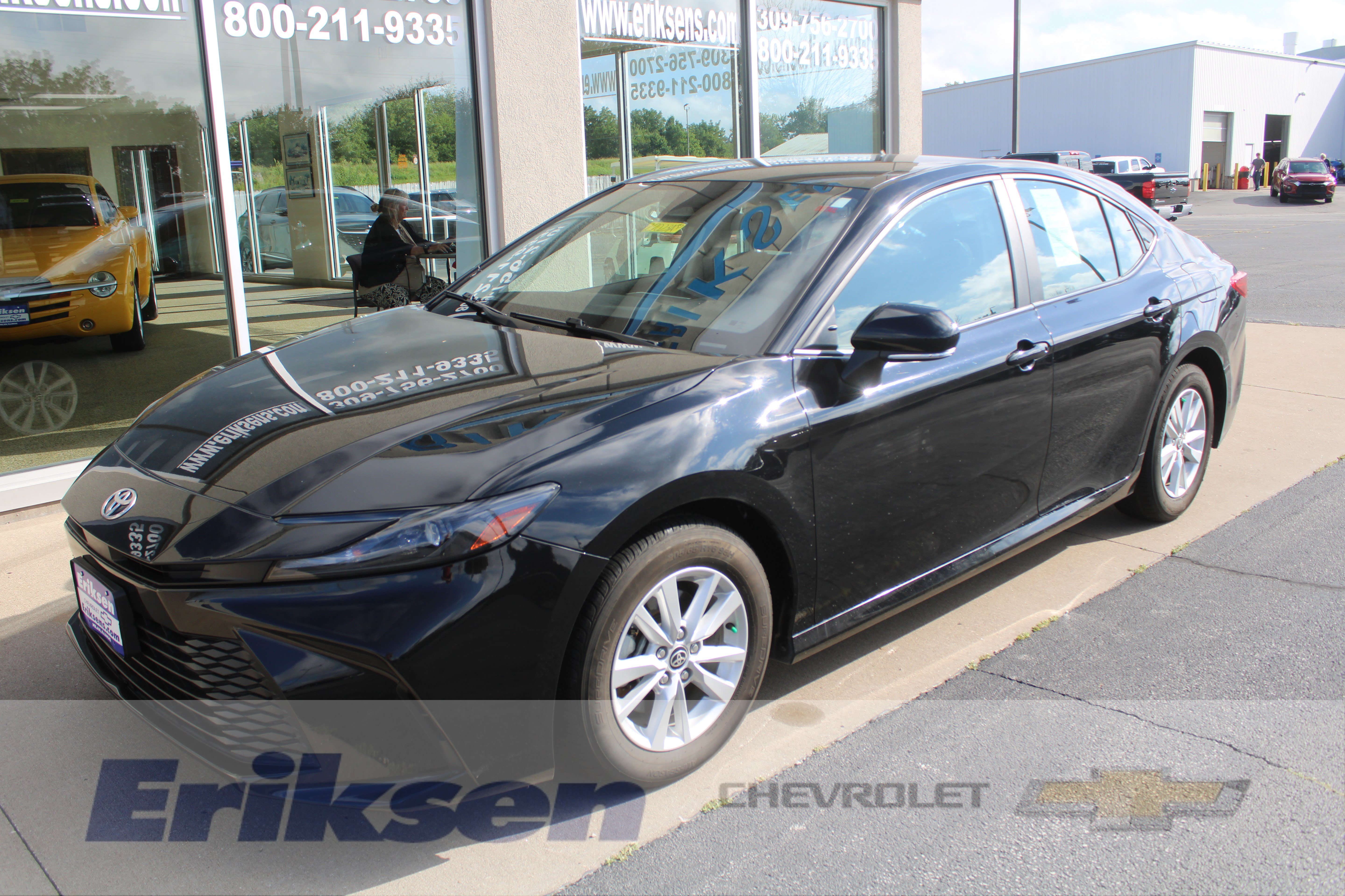 Used 2025 Toyota Camry LE
