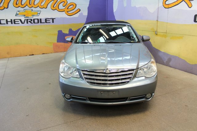 Used 2009 Chrysler Sebring Touring image 3