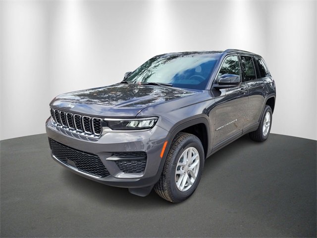 New 2025 Jeep Grand Cherokee Laredo X image 2