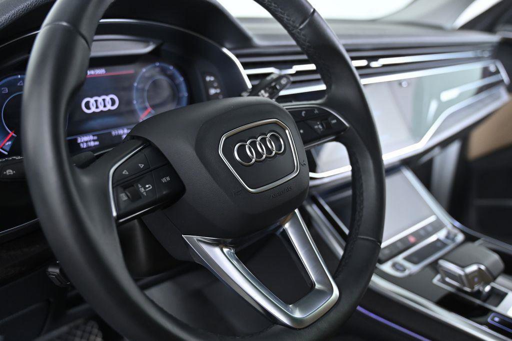 Used 2023 Audi Q8 Premium Plus image 12