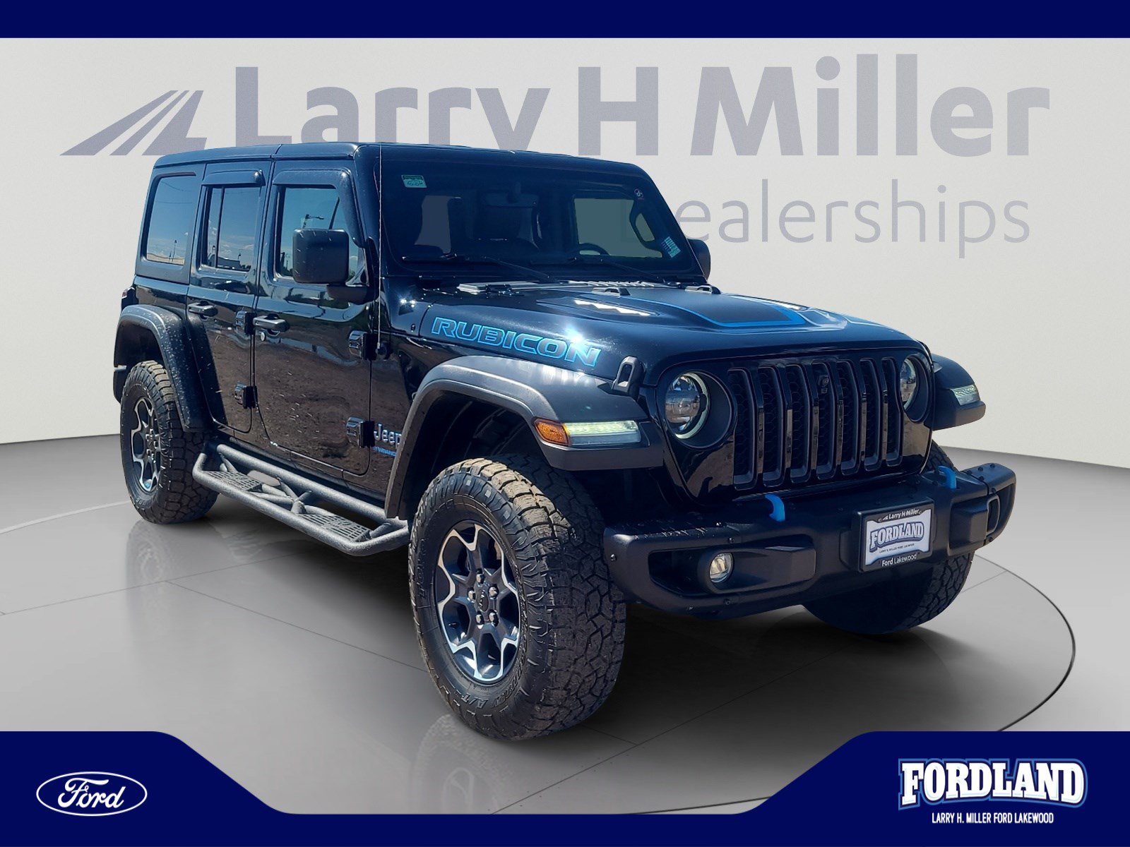 Used 2023 Jeep Wrangler Unlimited Rubicon 4xe w/ Steel Bumper Group AWD/4WD image 7