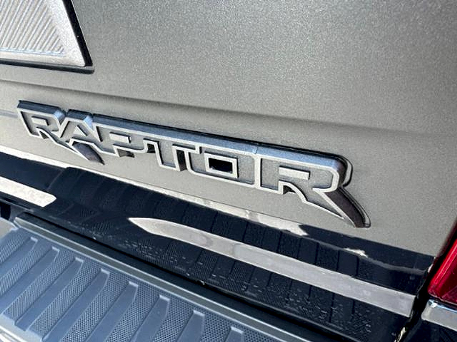 Used 2026 Ford F150 Raptor AWD/4WD image 8