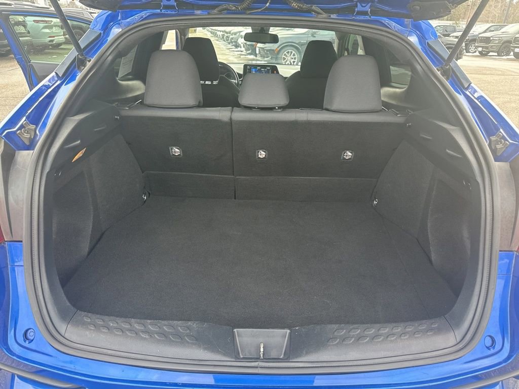 Used 2018 Toyota C-HR XLE image 26