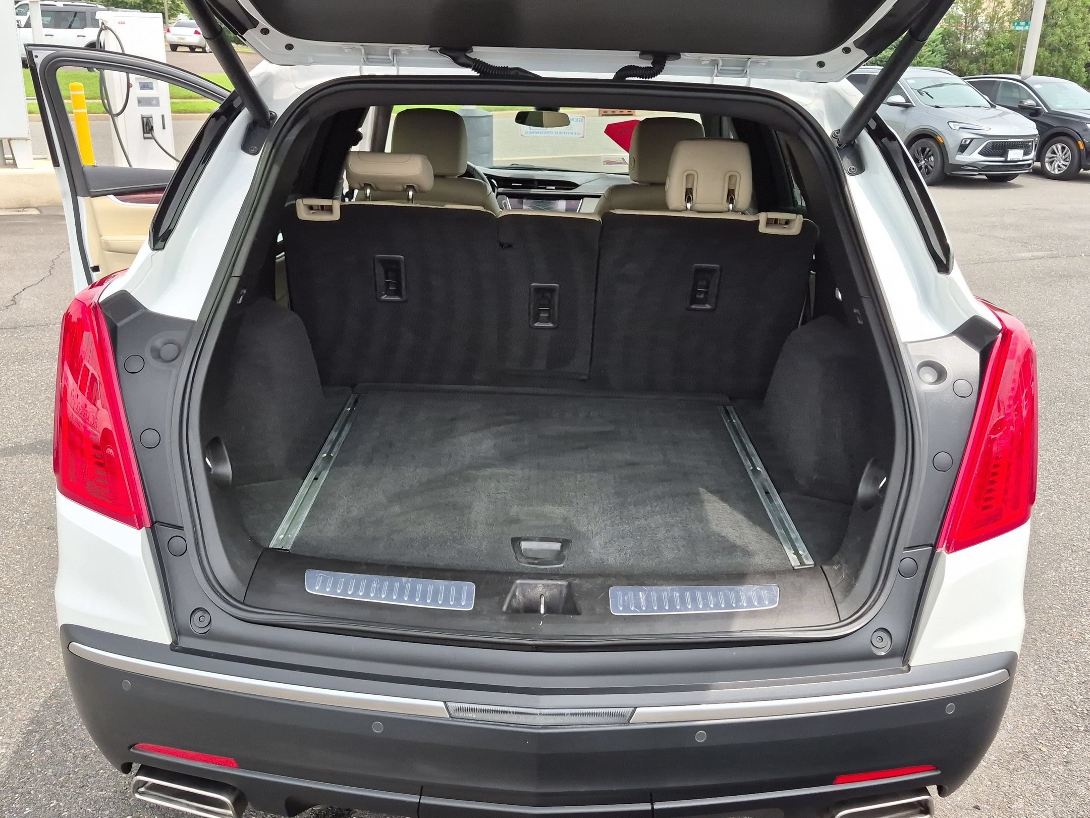 Certified 2019 Cadillac XT5 Luxury AWD/4WD image 26