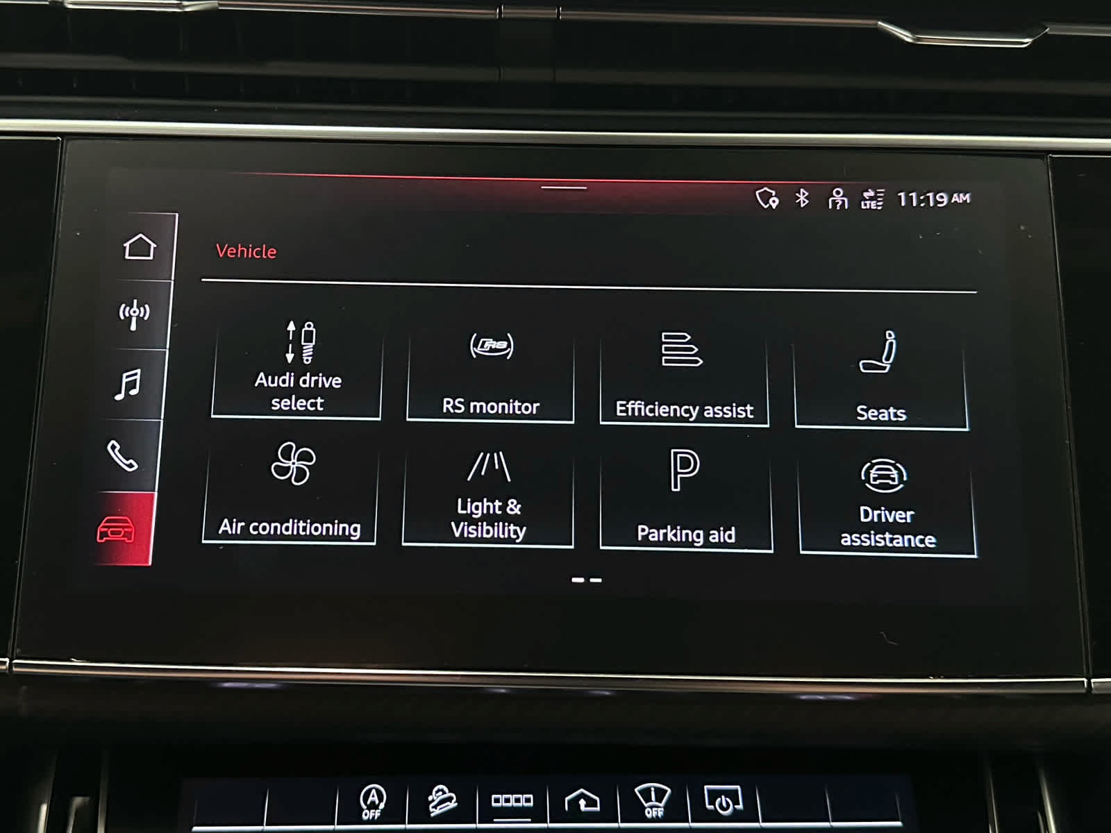 Used 2022 Audi RS Q8 AWD/4WD image 35