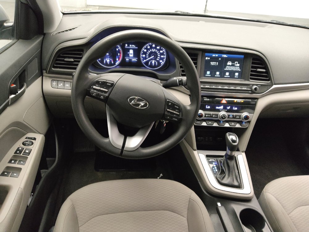 Used 2020 Hyundai Elantra SEL FWD image 22