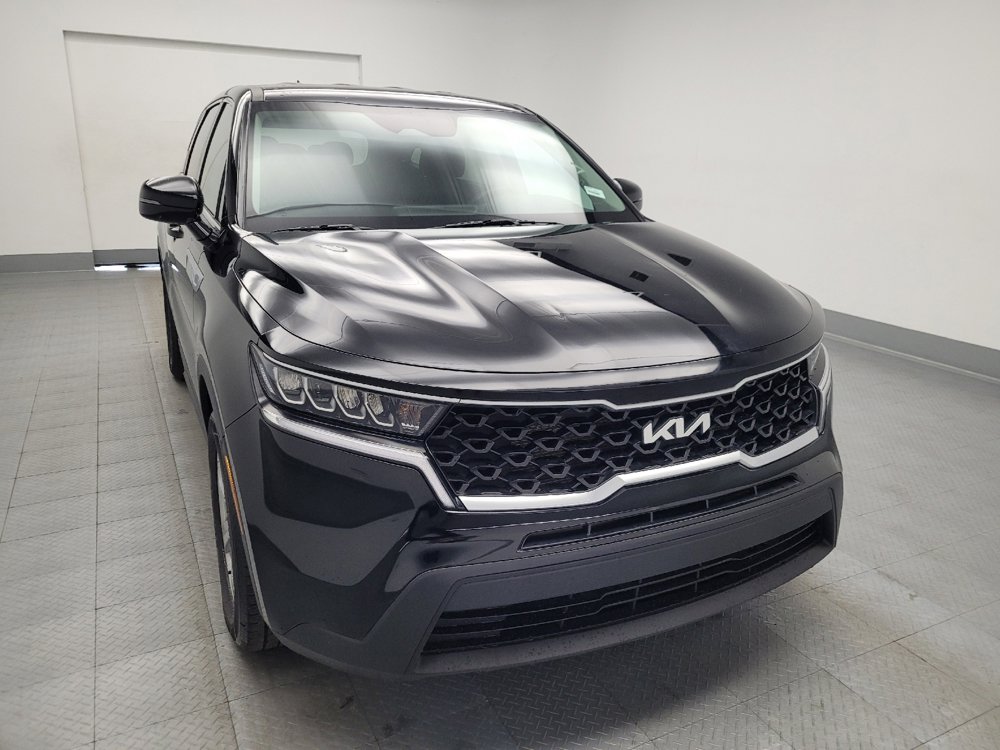 Used 2023 Kia Sorento LX image 14