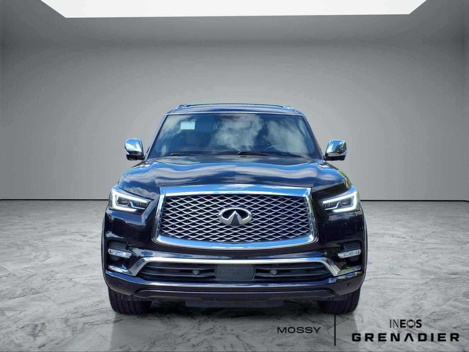Used 2022 INFINITI QX80 Sensory w/ Cargo Package RWD image 3