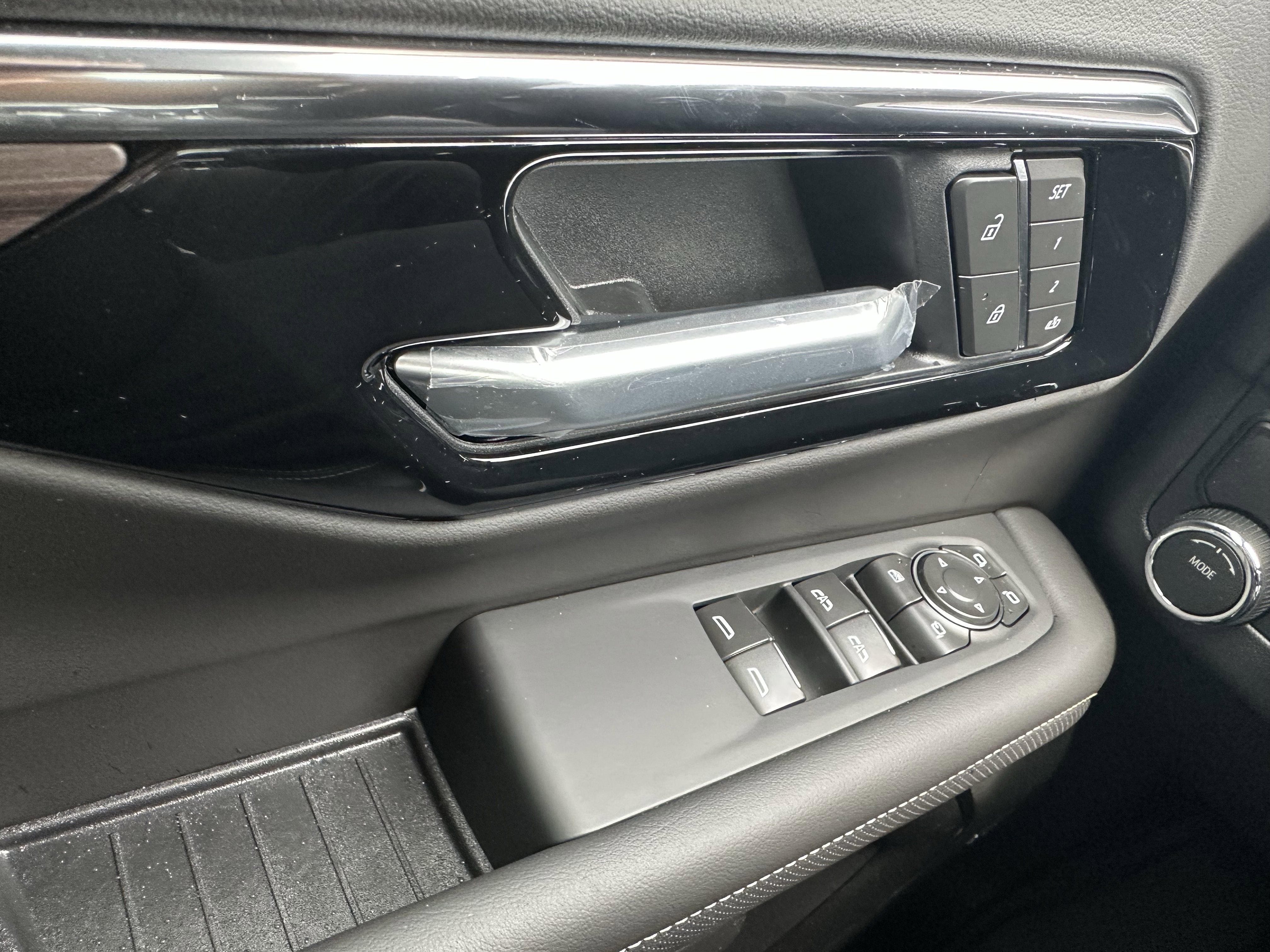 New 2026 Chevrolet Tahoe Premier image 13