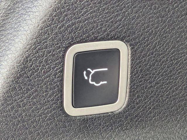 New 2026 Chrysler Pacifica Select FWD image 13