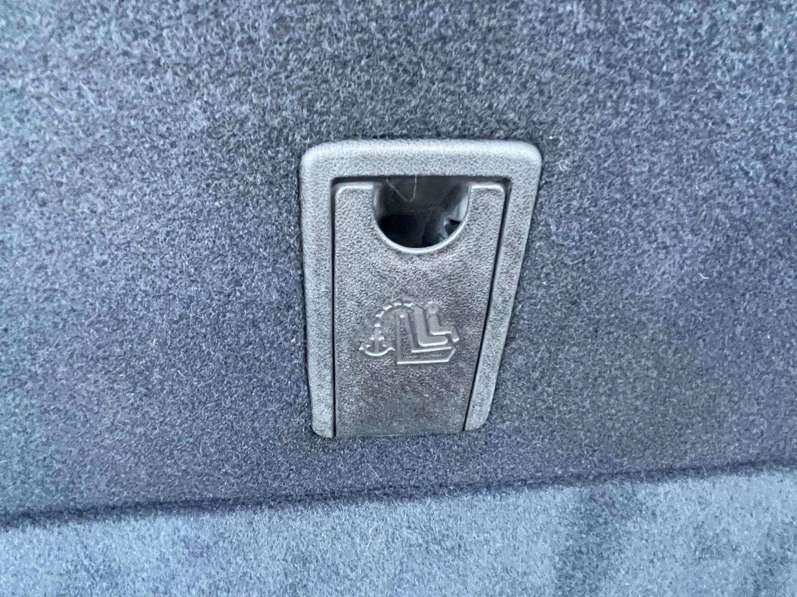 Used 2018 Toyota Sequoia Platinum RWD image 7