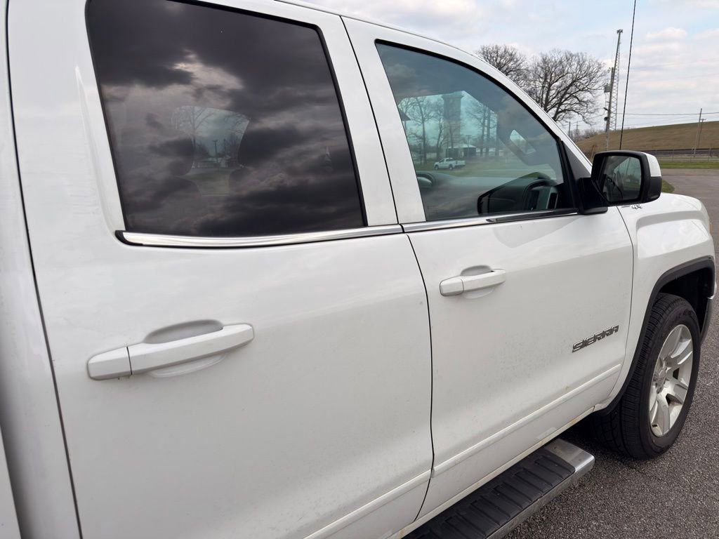 Used 2015 GMC Sierra 1500 SLE w/ SLE Value Package image 5