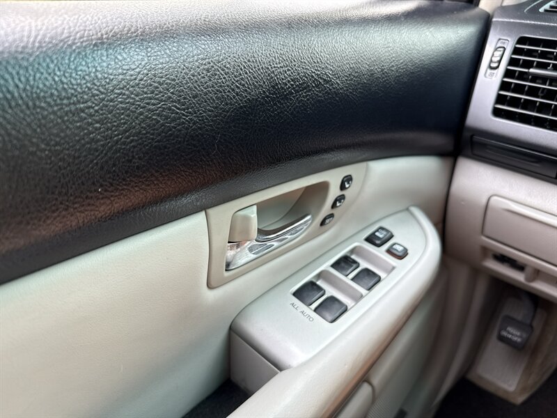 Used 2006 Lexus RX 400h AWD image 42