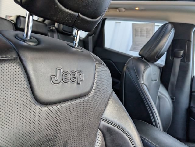 Used 2022 Jeep Cherokee Limited image 35