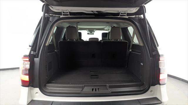 Used 2018 Ford Expedition Max Limited w/ Equipment Group 301A RWD image 18