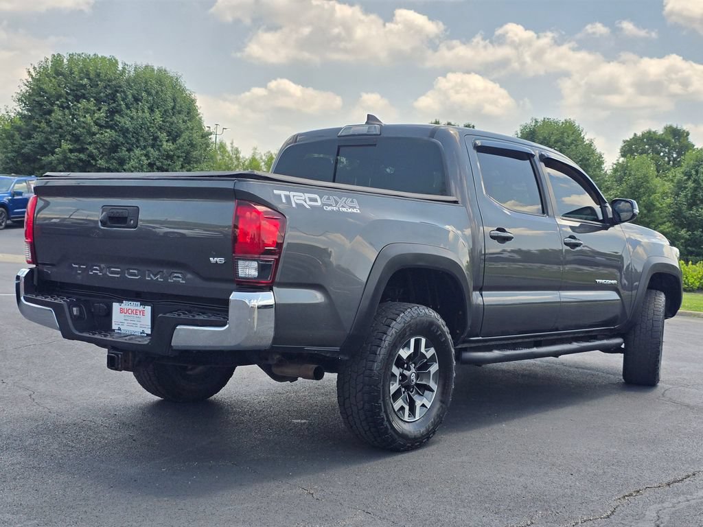 Used 2018 Toyota Tacoma TRD Off-Road AWD/4WD image 11