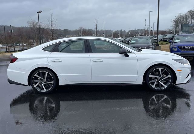 Used 2023 Hyundai Sonata SEL Plus image 2