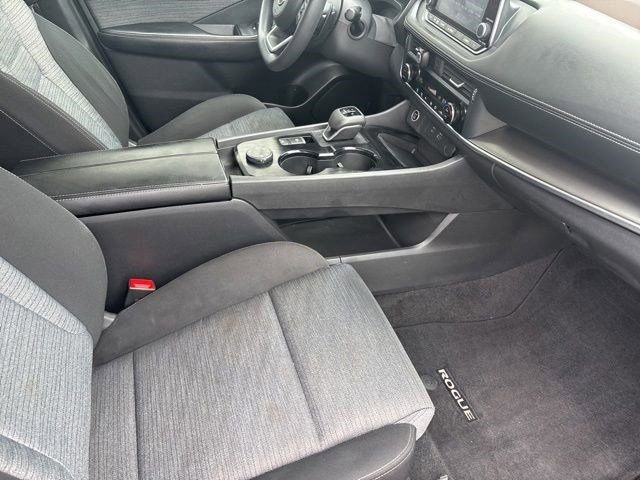 Used 2023 Nissan Rogue SV AWD/4WD image 36