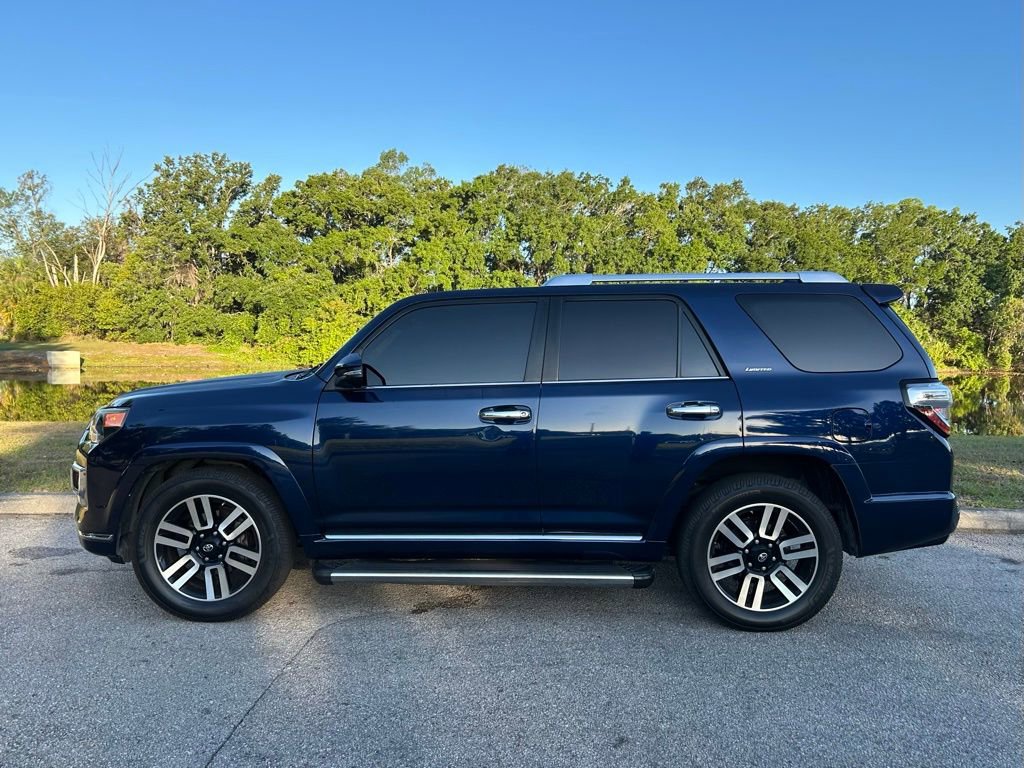 Used 2017 Toyota 4Runner Limited RWD image 2