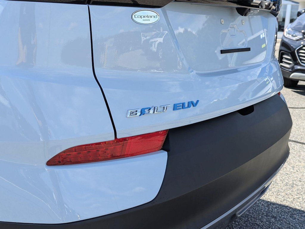 Certified 2023 Chevrolet Bolt EUV LT FWD image 55