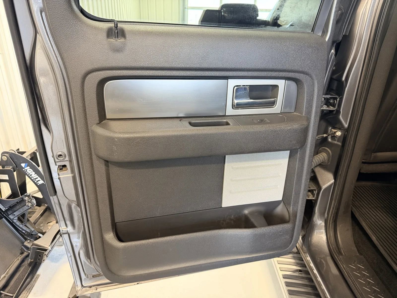 Used 2014 Ford F150 FX4 w/ Equipment Group 402A Luxury AWD/4WD image 13