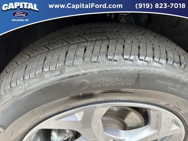 Certified 2024 Ford Escape ST-Line w/ Tech Pack #1 AWD/4WD image 14