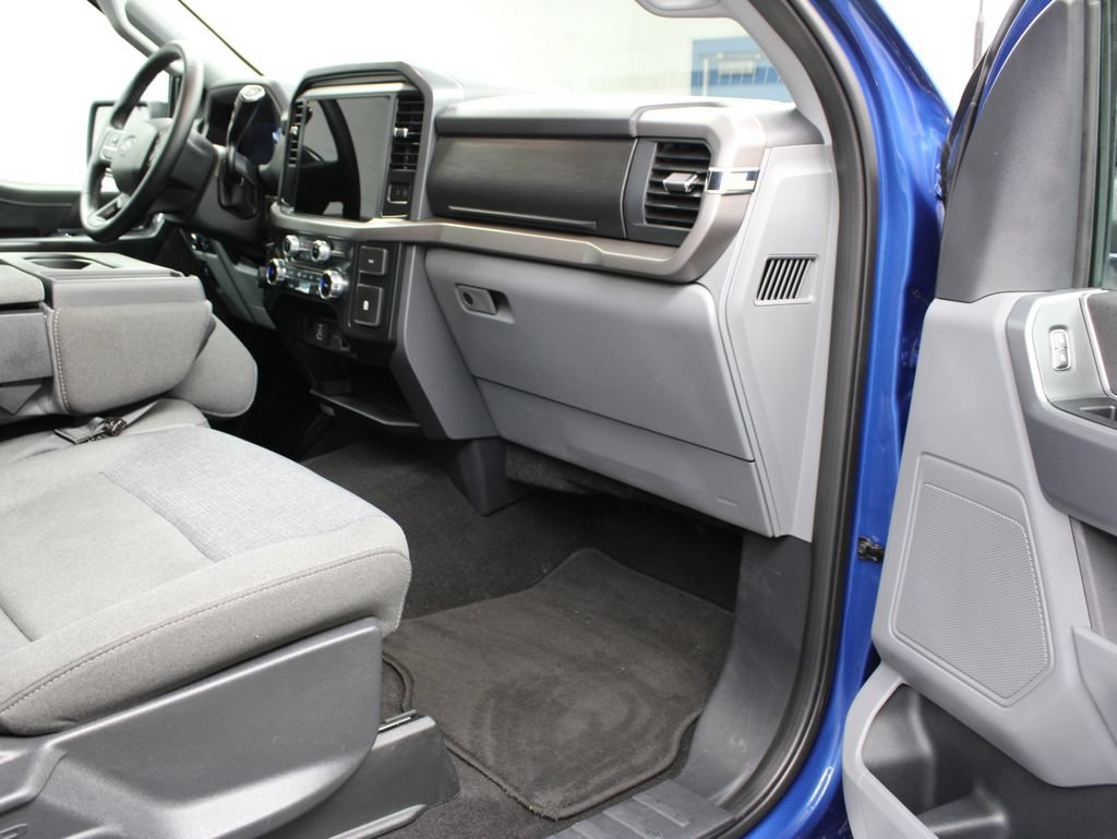 Used 2025 Ford F150 XLT w/ Equipment Group 301A Standard AWD/4WD image 33