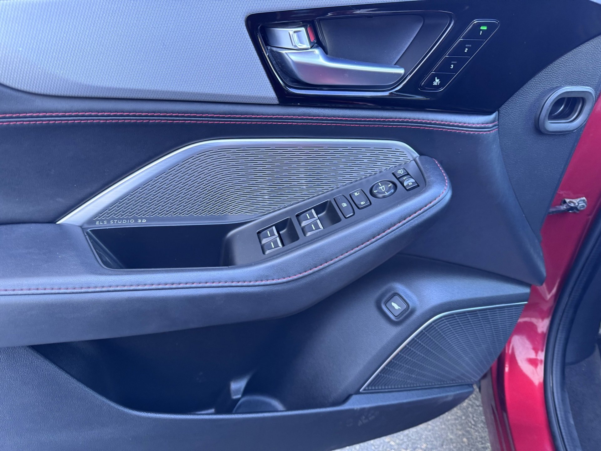 Used 2022 Acura MDX A-Spec image 17