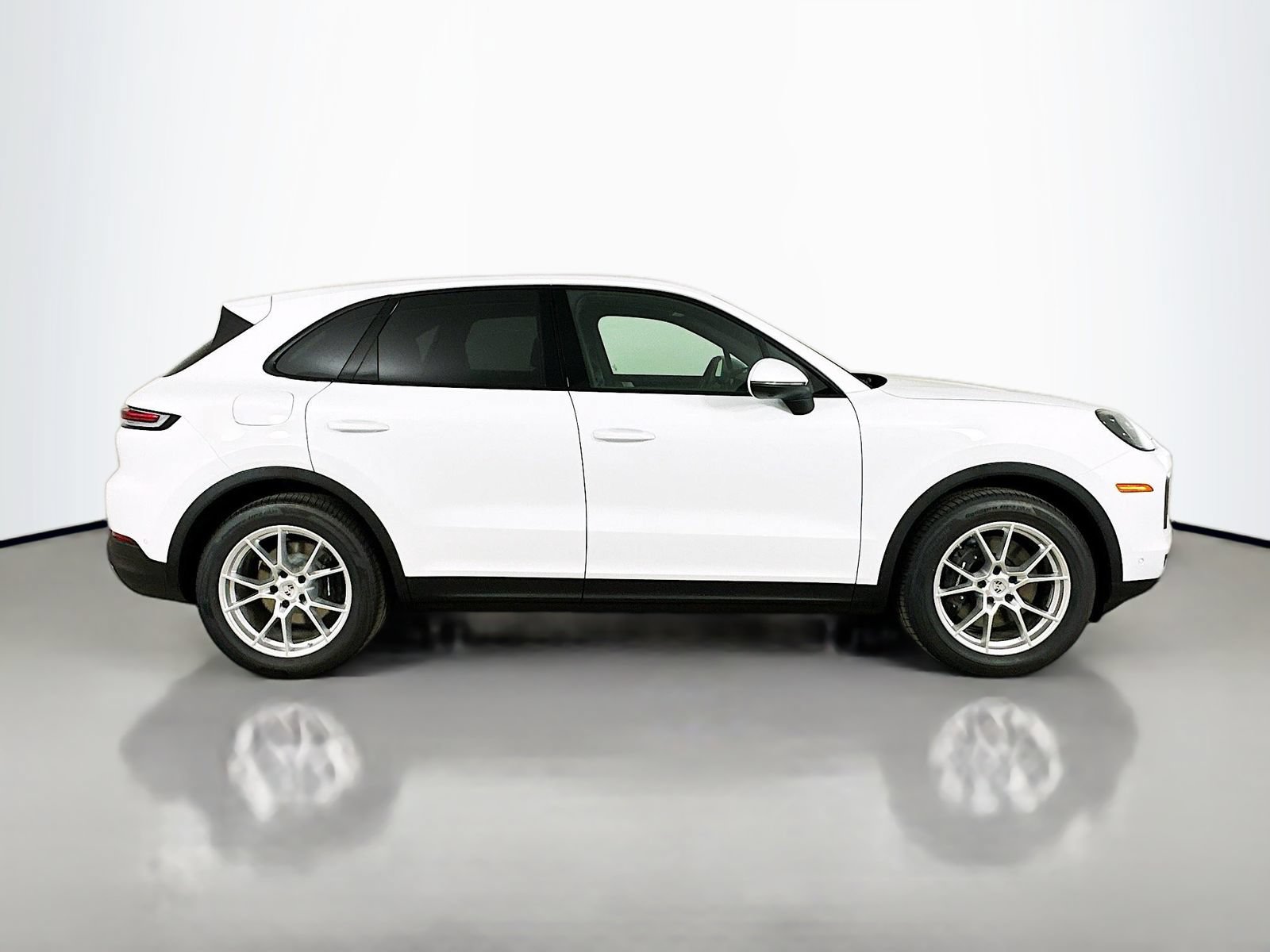 New 2026 Porsche Cayenne AWD/4WD image 4