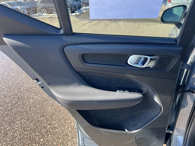 Certified 2023 Volvo XC40 B5 Plus w/ Protection Package Premier image 24