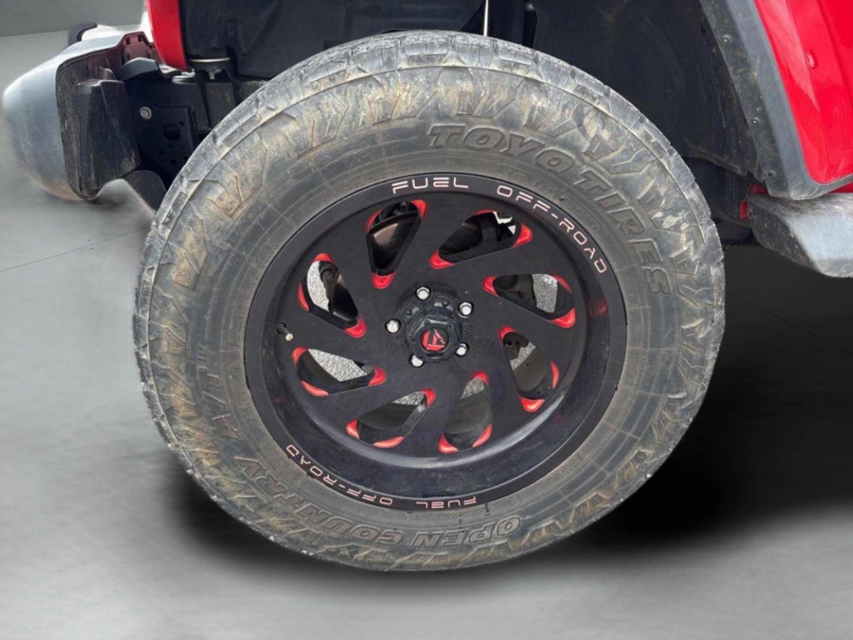 Used 2019 Jeep Wrangler Unlimited Sahara image 39