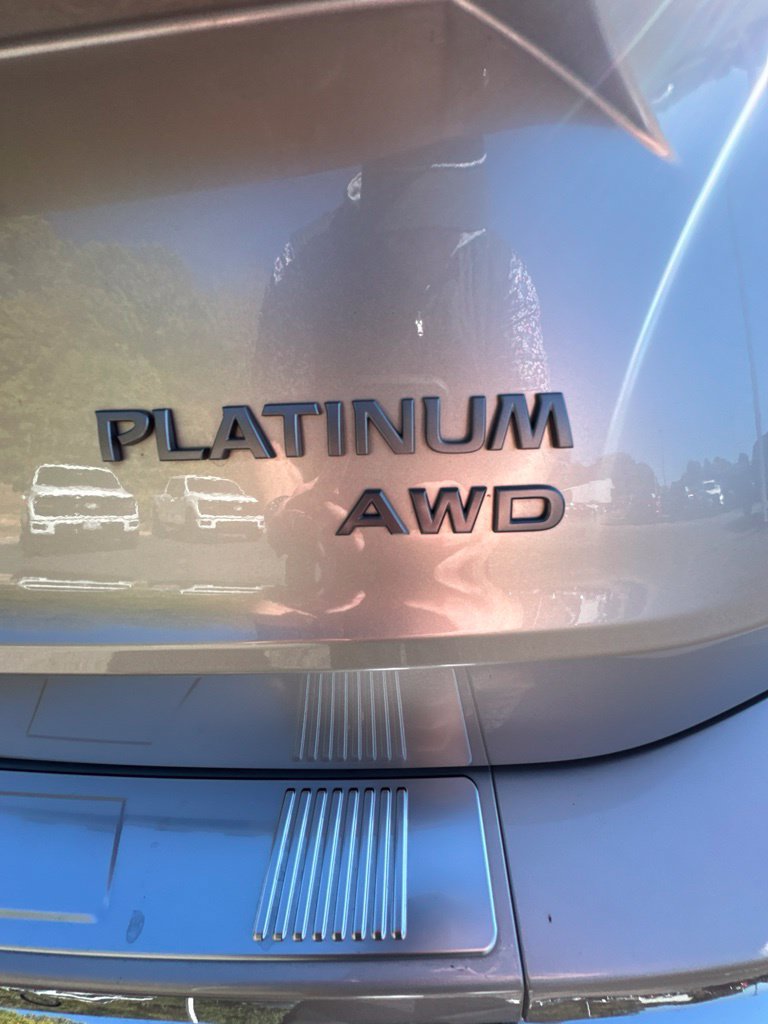 Used 2026 Nissan Rogue Platinum w/ Platinum Premium Package AWD/4WD image 12