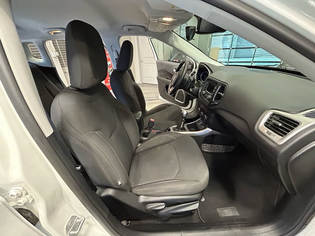 Used 2017 Jeep Compass Sport FWD image 35