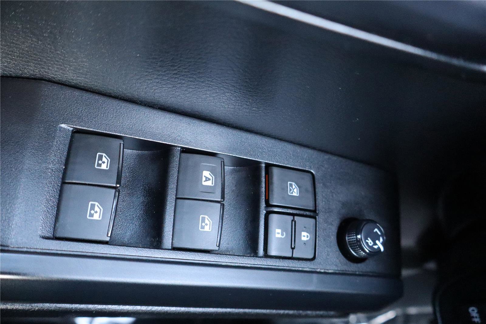 Used 2022 Toyota Tacoma SR image 13