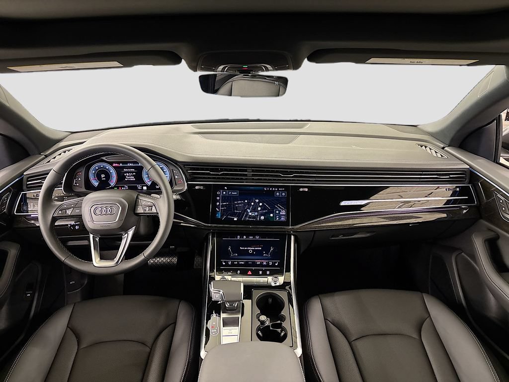 Used 2025 Audi Q8 Premium Plus AWD/4WD image 9