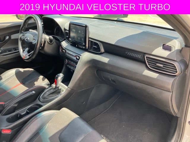 Used 2019 Hyundai Veloster Turbo FWD image 13