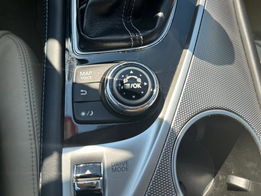 Used 2014 INFINITI Q50 Premium w/ Navigation Package image 21