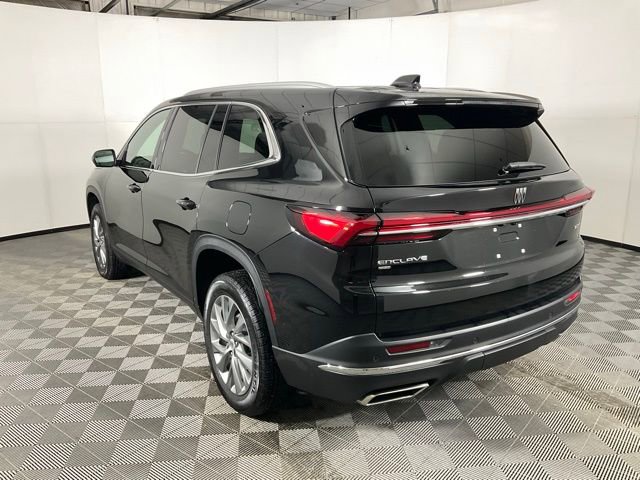 Used 2025 Buick Enclave Preferred image 4