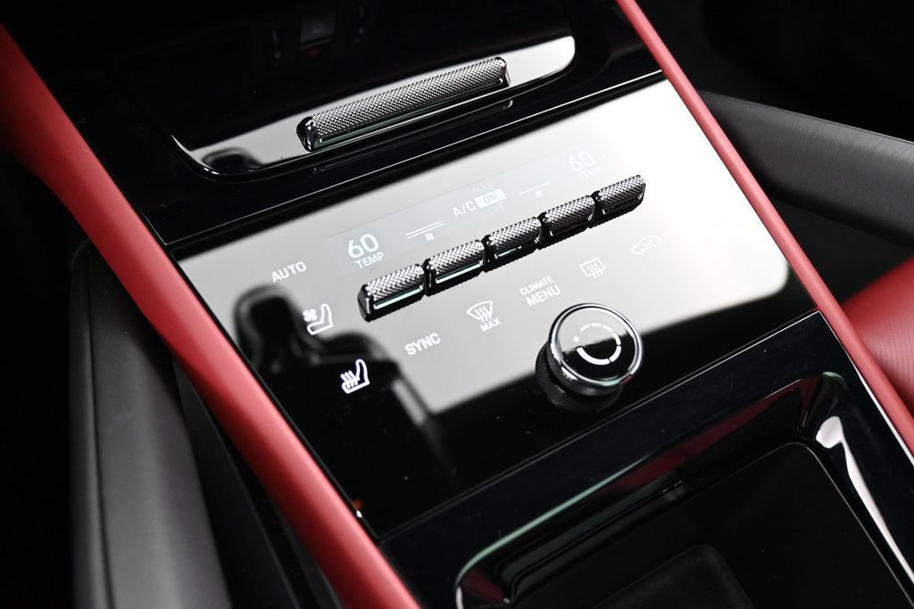 Certified 2025 Porsche Cayenne GTS AWD/4WD image 23