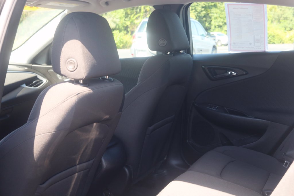 Used 2018 Chevrolet Malibu LS FWD image 30