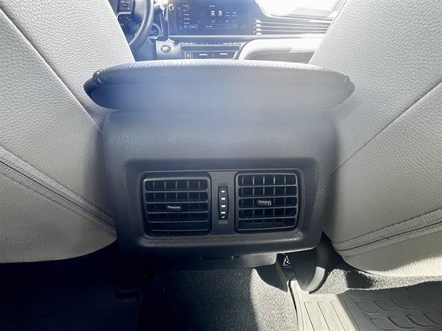 Used 2025 Toyota Camry XLE FWD image 19