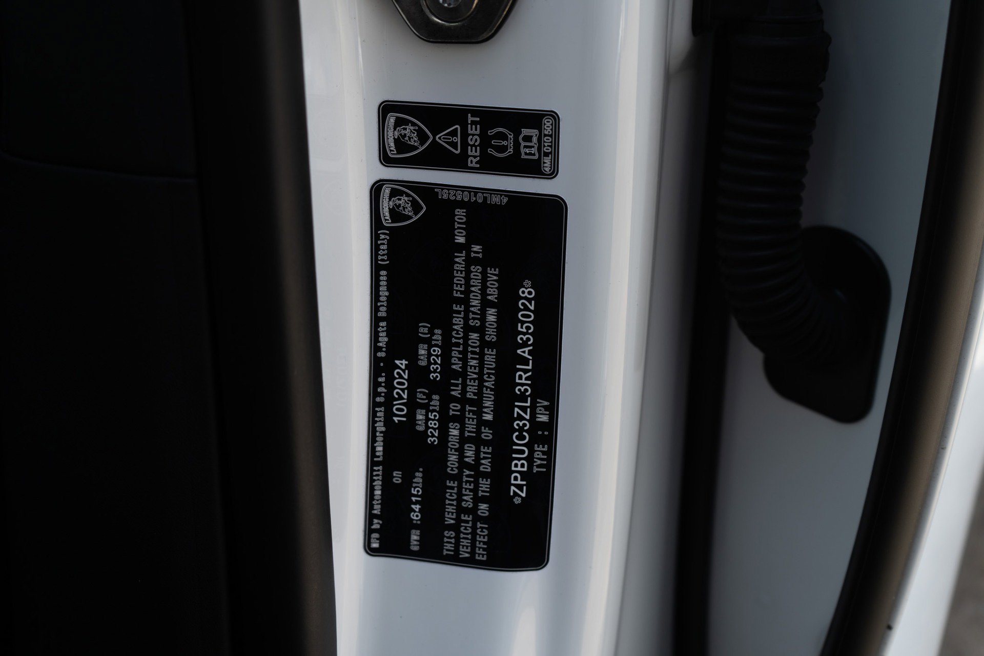 Used 2024 Lamborghini Urus Performante image 43