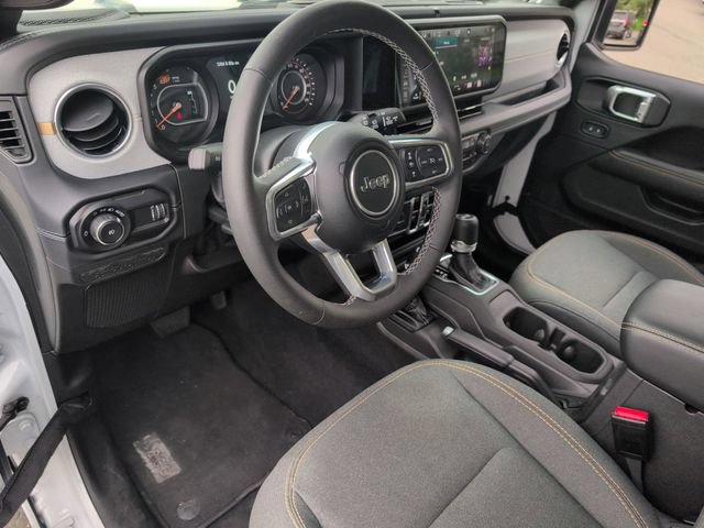 Certified 2025 Jeep Wrangler Unlimited Sahara AWD/4WD image 10